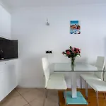 Azur Flat