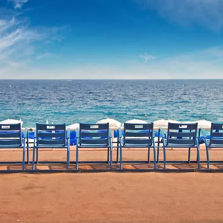 Azur Flat * Νίκαια