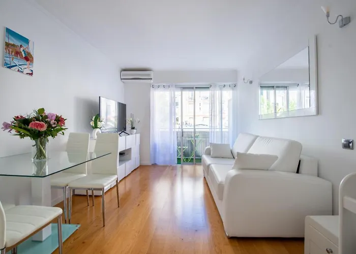 Διαμέρισμα Azur Flat *